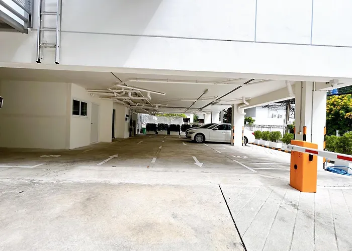 Apartment Komfort Duplex Bts Ratchayothin Bangkok